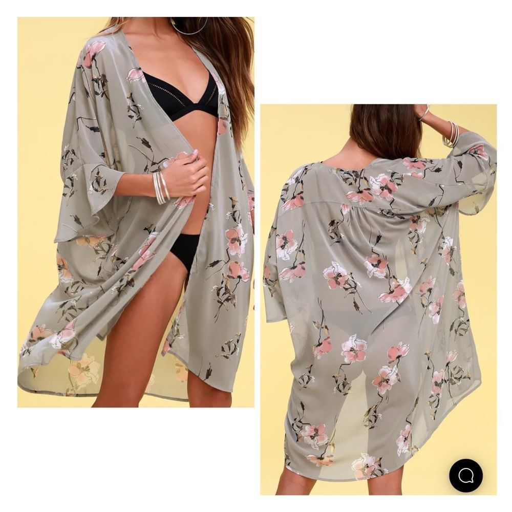 NWOT Lulu’s Isle Style Blue Grey Floral Print Kimono Top Size S